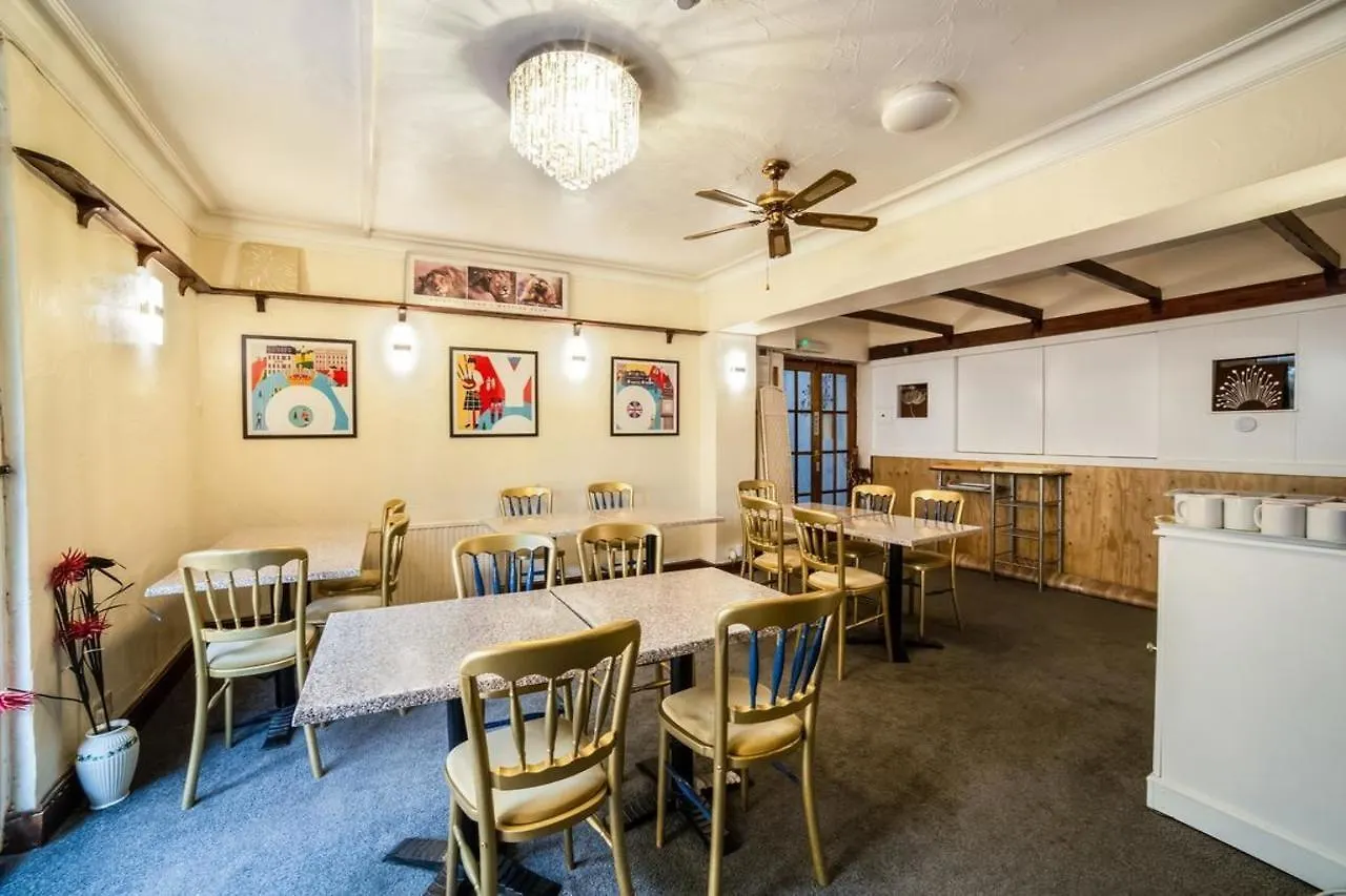 *** Hotel Devine Beach Hotel, Westcliff Southend-On-Sea United Kingdom
