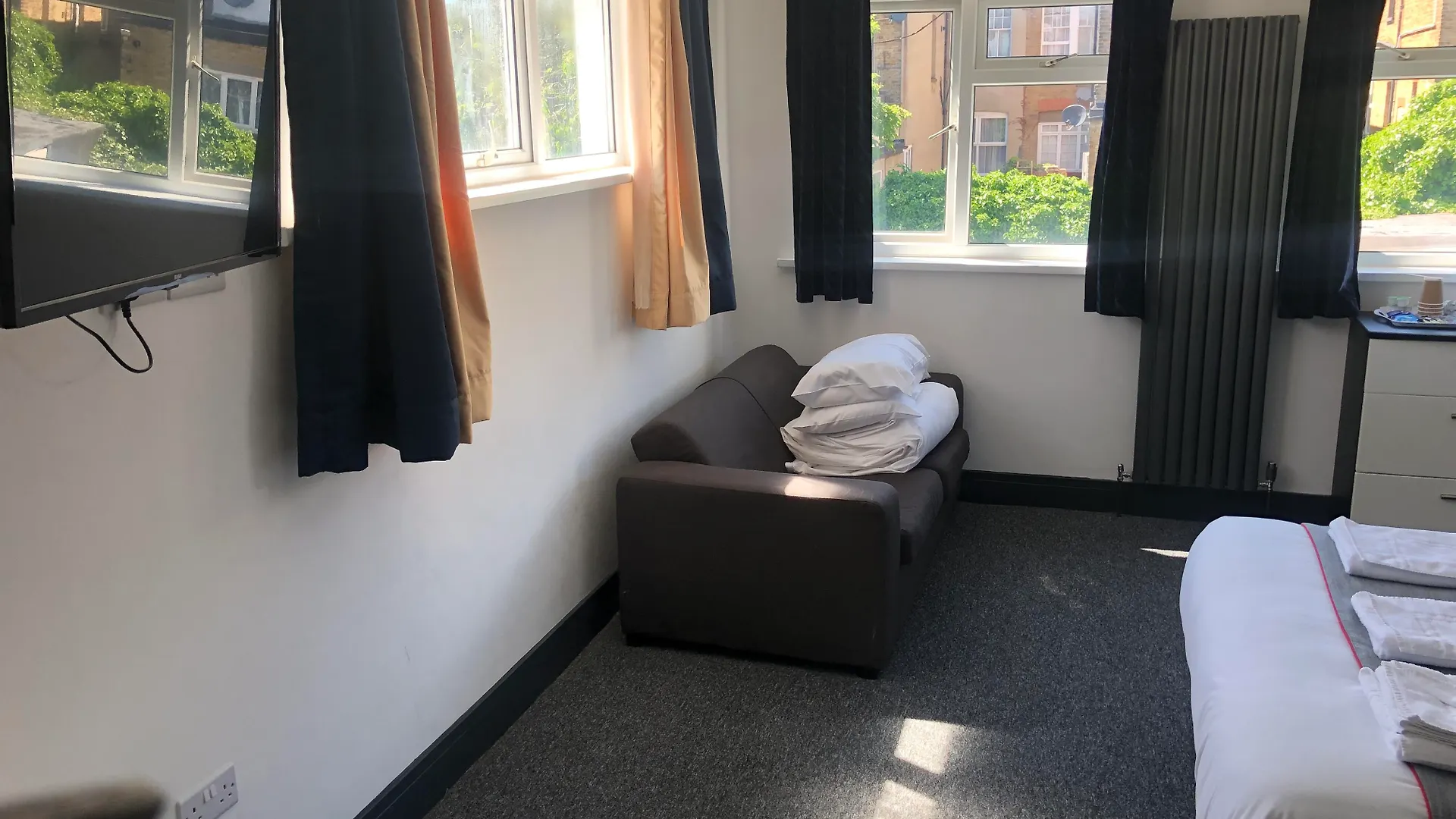 Devine Beach Hotel, Westcliff Southend-On-Sea United Kingdom