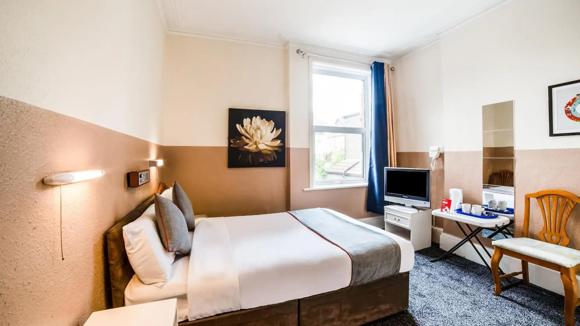Devine Beach Hotel, Westcliff Southend-On-Sea 3*,  United Kingdom