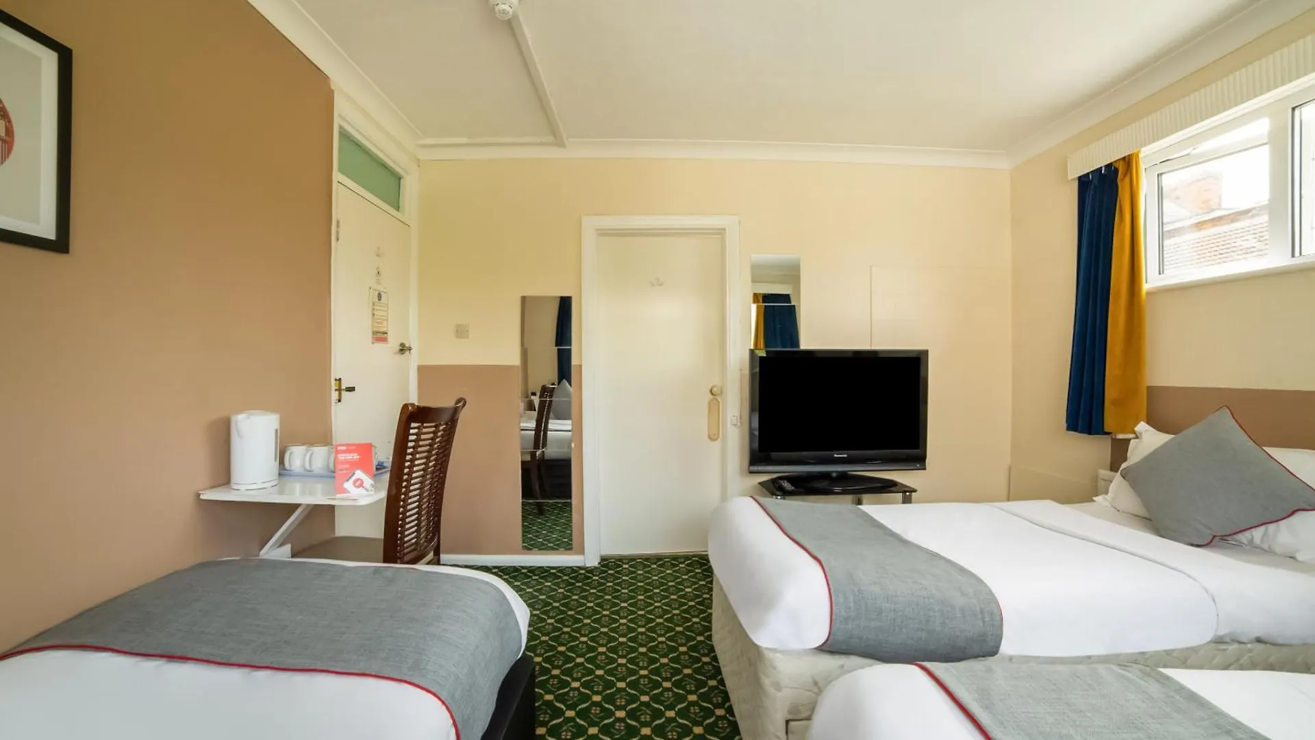 Devine Beach Hotel, Westcliff Southend-On-Sea 3*,  United Kingdom