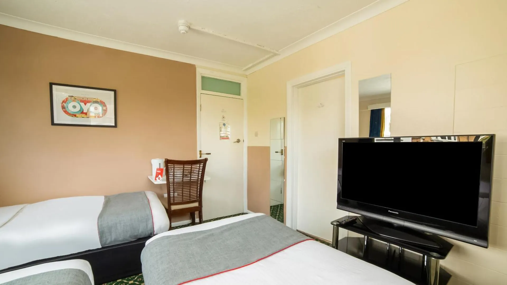 Devine Beach Hotel, Westcliff Southend-On-Sea United Kingdom