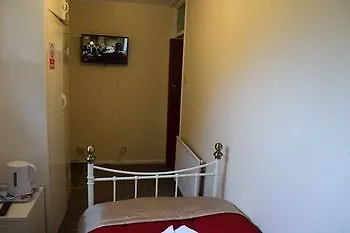 Devine Beach Hotel, Westcliff Southend-On-Sea