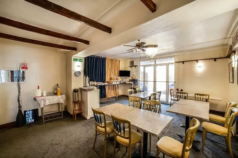 Devine Beach Hotel, Westcliff Southend-On-Sea