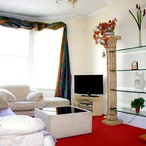  Apartment Hartland 2-bedroom With Bfast And Parking